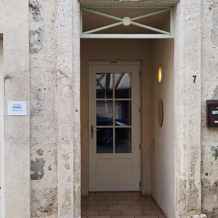 Le Sed' ベッド・アンド・ブレックファスト Nérac